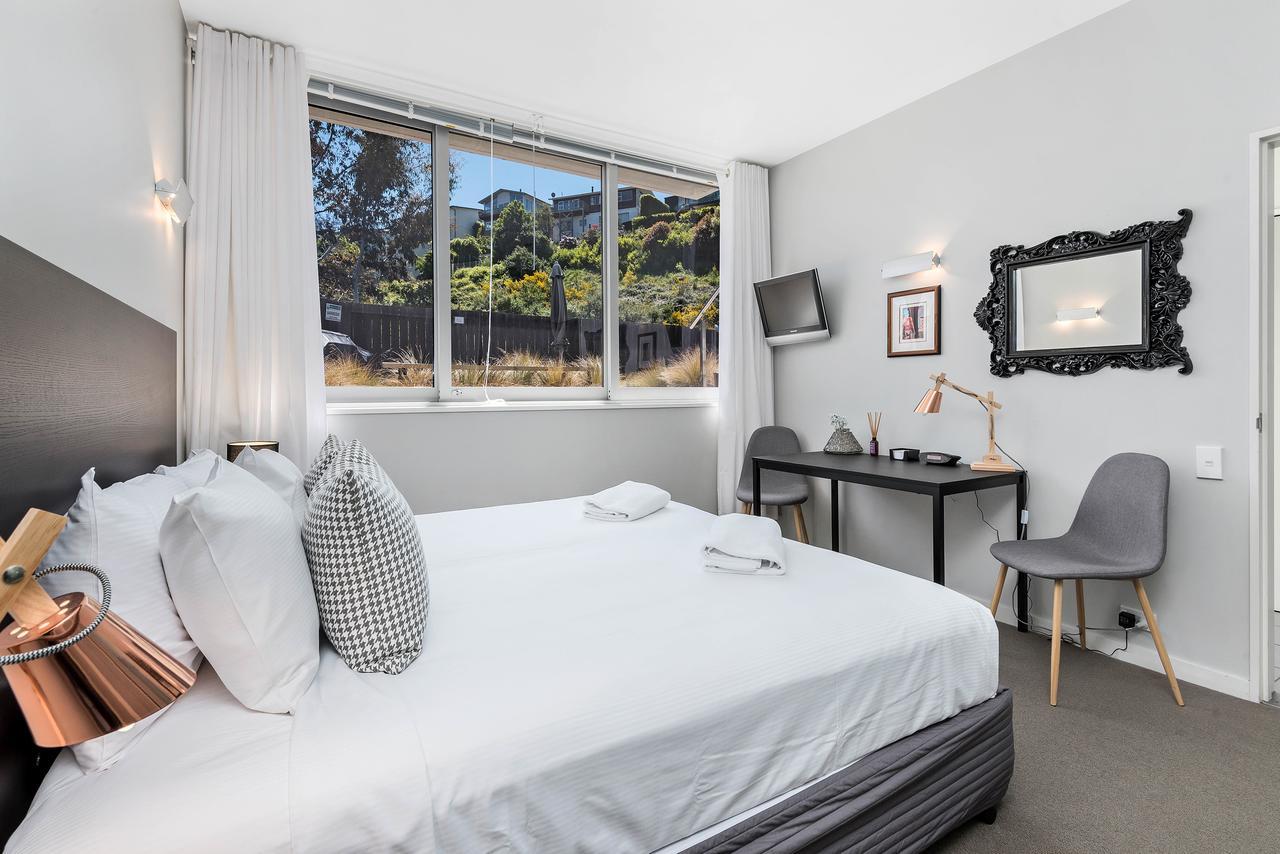 Swiss-Belsuites Pounamu Queenstown Exterior photo A bedroom at the hotel