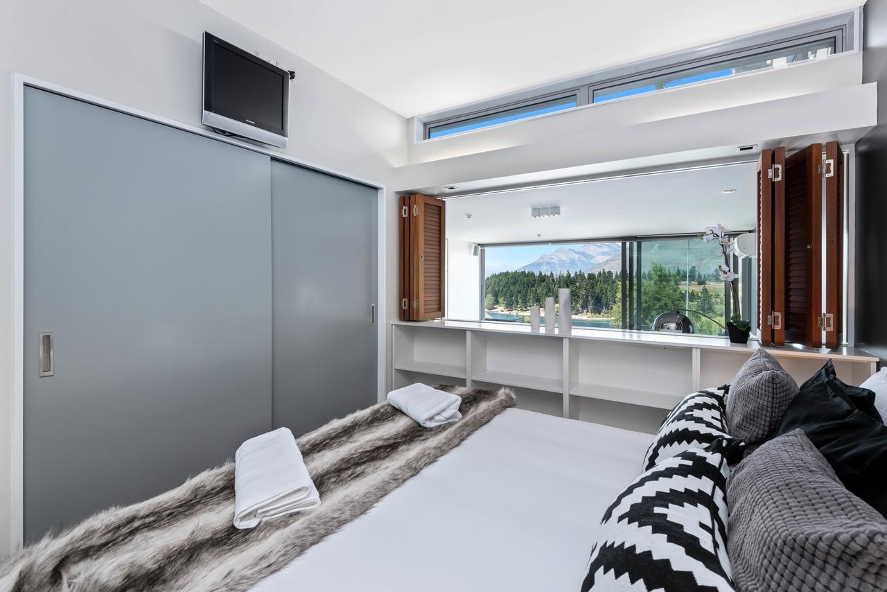 Swiss-Belsuites Pounamu Queenstown Exterior photo Bedroom